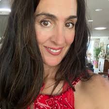 Lynn Roberts Profile