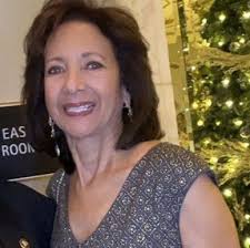 What are some recommendations for catering or takeout for a group of 13  people, mainly finger foods for dinner?