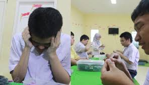 Siapapun pelakunya, secara yuridis semua ini tidak dapat dibenarkan. Pentingnya Orang Tua Anak Berkebutuhan Khusus Masuk Komunitas Difabel Tempo Co
