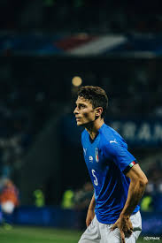 Contact italie football on messenger. Pourquoi L Italie Joue Avec Des Maillots Bleus Depuis Toujours