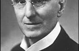 Fred Carver's Instagram, Twitter & Facebook