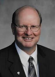 SERVICE CIRCUIT: Scholarship fund honors former Baker College president