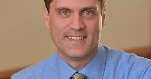 Jonathan Hanson's Instagram, Twitter & Facebook