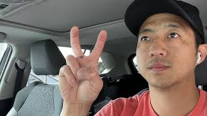 The Holy Grailed: A Masterclass to Get Selling