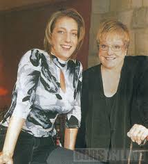 Cserháti zsuzsa — egy elfelejtett dal cserháti zsuzsa — hamu és gyémánt Megmenthettem Volna Cserhati Zsuzsa Eletet Borsonline