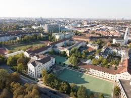 Wir verstehen uns als partner und anwalt für junge menschen und familien auf dem sonnenberg und darüber hinaus. Campus Don Bosco In Haidhausen Sucht Freiwillige Von 18 Bis 27 Jahren Ein Ort Fur Junge Menschen