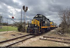 Diamond No More An Eastbound Keokuk Junction Railway Freight Passes The Former Crossing Of The Burlington Northern Keokuk Burlington Northern Railroad Photos