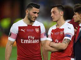 That lionel messi is staying at barcelona had come to be a foregone conclusion. Arsenal To Review Player Security Protocol After Mesut Ozil And Sead Kolasinac Knife Ordeal Sports Illustrated