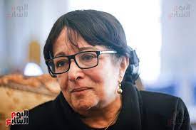 سميرة عبد العزيز لـ«محمد رمضان»: Ø£Ø³Ø±Ø§Ø± Ø­ÙŠØ§Ø© Ø§Ù„Ø­ÙƒØ§Ø¡ ÙˆØ£Ù… Ø§Ù„Ø¹Ø¸Ù…Ø§Ø¡ 1 2 Ø³Ù…ÙŠØ±Ø© Ø¹Ø¨Ø¯ Ø§Ù„Ø¹Ø²ÙŠØ² Ø¹Ø¨Ø¯ Ø§Ù„Ù†Ø§ØµØ± Ø³Ø¨Ø¨ Ø§Ø­ØªØ±Ø§ÙÙ‰ Ø§Ù„ÙÙ† ØªØ²ÙˆØ¬Øª Ù…Ø­ÙÙˆØ¸ Ø¹Ø¨Ø¯ Ø§Ù„Ø±Ø­Ù…Ù† Ø¯ÙˆÙ† Ù…Ø£Ø°ÙˆÙ† Ù…ÙˆØ³ÙŠÙ‚Ø§Ø± Ø§Ù„Ø£Ø¬ÙŠØ§Ù„ ØªØ¯Ø®Ù„ Ù„Ø¹ÙˆØ¯Ø© Ø¨Ø±Ù†Ø§Ù…Ø¬ Ù‚Ø§Ù„ Ø§Ù„ÙÙŠÙ„Ø³ÙˆÙ ÙˆÙ†ØµØ­Ù†Ù‰ Ø¨Ø§Ø³ØªØºÙ„Ø§Ù„ ØµÙˆØªÙ‰ ÙÙ‰ Ø§Ù„ØºÙ†Ø§Ø¡