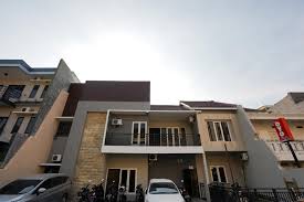 Sebaliknya, di malam hari suhu di tempat ini akan turun dengan drastis. Hotel Oyo 1541 Padang Pasir C 12 Surabaya Indonesia Booking Com