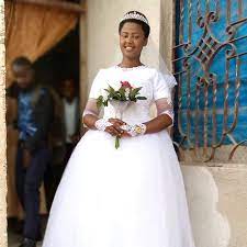Video shoot by extra pictures under zanzibar qaswida contacts : Nguo Za Harusi What A Natural Beautiful Unisaidie Facebook