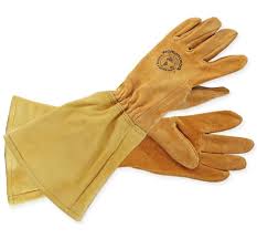Womanswork 383 Womens Rose Gauntlet Pigskin Leather Garden Gloves Made In Usa Womanswork Leather Gauntlet Gauntlet Gloves Leather Work Gloves