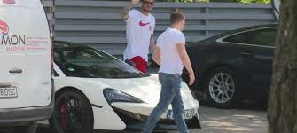 Ma Uitam Pe Un Site Si Mi A Aparut La Sugestii Fabulos Cum Si A Luat Alibec Masina Mclaren De 180 000 De Euro Sport Ro