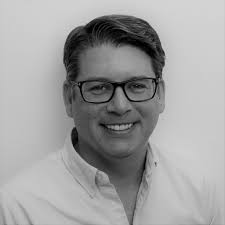 CAKE ANNOUNCES MANAGEMENT CHANGES