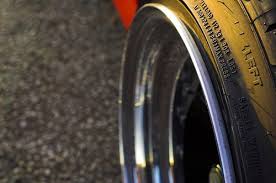 stretched tyres technical