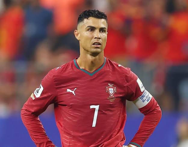 Khi định mệnh chọn cho Ronaldo một cái kết vĩ đại khác - Tuổi Trẻ Online