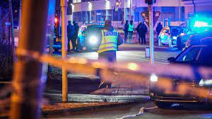 Det var flera uppringare som larmade om. Fem Skadade Efter Brak Och Larm Om Skottlossning I Helsingborg Svt Nyheter