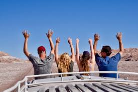 Dovolenka pre single: Kde spoznať nových ľudí a zabaviť sa?