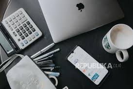 Dengan cara ini, semoga motivasi dan semangat yang dimiliki bisa naik dan sudah tidak malas lagi dalam mengerjakan tugas kantor ya! Ini Cara Menghasilkan Uang Dari Rumah Selama Pandemi Republika Online