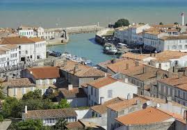L Ile De Re Et Son Port Vus D En Haut Beaux Endroits Ile Ile De Re