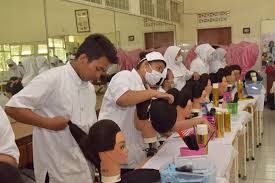 Kantor pertanahan kota surabaya 2. Beranda Pendidikan Smk Negeri 6 Surabaya Bekali Keterampilan Untuk Abk Dan Anjal
