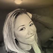 Esmeralda Ramos's Instagram, Twitter & Facebook