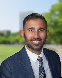 In celebration of Black History Month, Resurgens Orthopaedics is pleased to  recognize African American members of our team that provide exceptional  service to our patients. Eric Barnwell is our SW Region Site