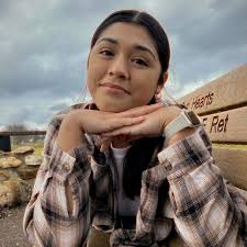 🎓 Today we celebrate Caden Rosman & Sheyenne Sanchez! These #OneElevaStrum  seniors have worked hard, made memories, and are ready to take