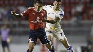 Fortaleza ec on twitter as gratuidades para o jogo ceara x fortaleza serao entregues amanha a partir das 17h na bilheteria 2 da arena. Em 1Âº Jogo Internacional Fortaleza Perde Do Independiente Na Sul Americana Istoe Independente
