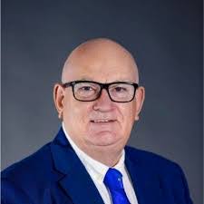 Bill Henn's Instagram, Twitter & Facebook