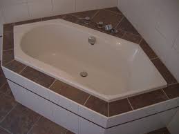 Das risiko, auf dem boden einer acrylwanne auszurutschen, ist gering. Hoesch Spectra Sechseckbadewanne 3656 Weiss 180x80cm Badewanne 3656 010 Bernd Block Haustechnik