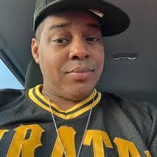 Pierre Merriweather's Instagram, Twitter & Facebook