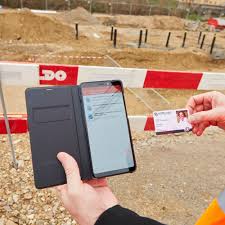 09.03.2018 · so wurde erst im august 2017 ein gesetzlicher mindestlohn für den kanton oft folgen solche regionalen regelungen zum mindestlohn in der schweiz einer abstimmung, die zuvor auf. Einhaltung Mindestlohn Der Badge Fur Die Baustelle Kommt Baublatt