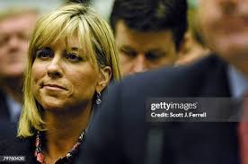 1,222 Debbie Earlier Photos & High Res Pictures