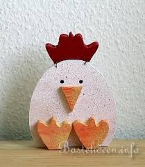 Osterbasteleien Holzbasteln Freche Henne Easter Wood Crafts Chicken Crafts Spring Wood Crafts