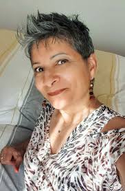 Is there a hair salon or a mobile hairdresser in Lowestoft that specialises  in short (pixie style) hair ?