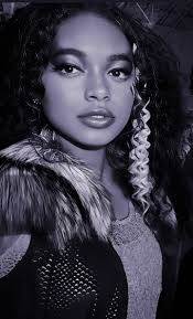 Happy Birthday to Chandler Kinney most known as the the fearless Willa in  Zombies 🥳🎂🎉🐺💜