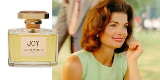 14 Famous Women And Their Favorite Perfumes Famous Women Perfume Classic Perfumes