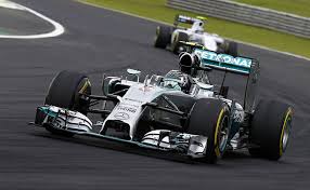 Quali saranno le scelte strategiche per i team principali della formula 1? Mercedes F1 White Petronas F1 Car Sports Formula 1 Hd Wallpaper Wallpaperbetter