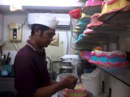 Bahagian atas cupcake adalah seperti kanvas mini, siap untuk artis anda bermain. Cara Menghias Kek Ising Youtube