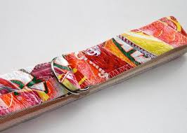Use candy wrappers, dog food bags, potato chip bag, snack bags, candy bar wrapper. Crazy Diy Projects Made From Candy Wrappers