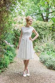 In der kategorie „hochzeitskleid schlicht präsentieren wir dir schlichte hochzeitskleider in kurz und lang. Hochzeitskleider Schlicht Modern Elementar I Moderne Brautkleider