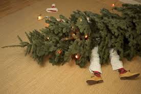 Twelfth night is traditionally the date to take down your twinkling christmas decorations and box them up for another year. Twelfth Night 2020 What Is Twelfth Night Why Does The Christmas Tree Come Down Today Express Co Uk