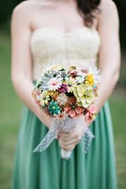 Little ivy didn't have a bouquet of flowers as she undertook her bridesmaid duties. 10 Creative Beautiful Alternative Bridesmaid Bouquets Chic Vintage Brides