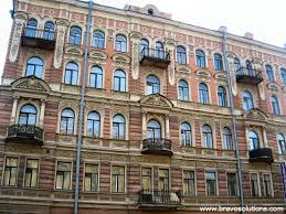 You can close in on a specific neighbourhood or area by simply drawing around it with the polygon or radius tools. St Petersburg Russia Real Estate