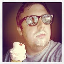 Bobby Malone Moves Home (Casiotone For the Painfully Alone)