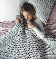 They're long enough to hold a whole blanket and the size 8 is perfect for any worsted weight yarn. Velvet Napper Chunky Knit Yarn Napper Weighted Blanket