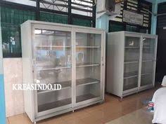 Lemari pakaian minimalis duco putih adalah salah satu produk mebel kami yang berdesain minimalis modern terbaru. 10 Ide Lemari Di 2021 Pembuatan Lemari Lemari Besi