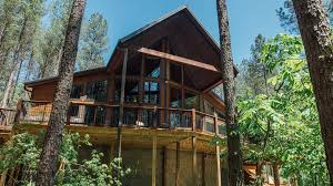 2 B R Loft Luxury Cabin In The Woods 507 Avg Night Broken Bow Amenities Include Hot Tub Pets Welcome Air Con Cabin Luxury Cabin Cabins In The Woods