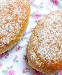 Italienisches Weissbrot Italienisches Weissbrot Leckeres Essen Weissbrot